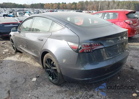 2018 Tesla Model 3 Long Range/Mid Range from USA, damaged, VIN 5YJ3E1EA9JF036763